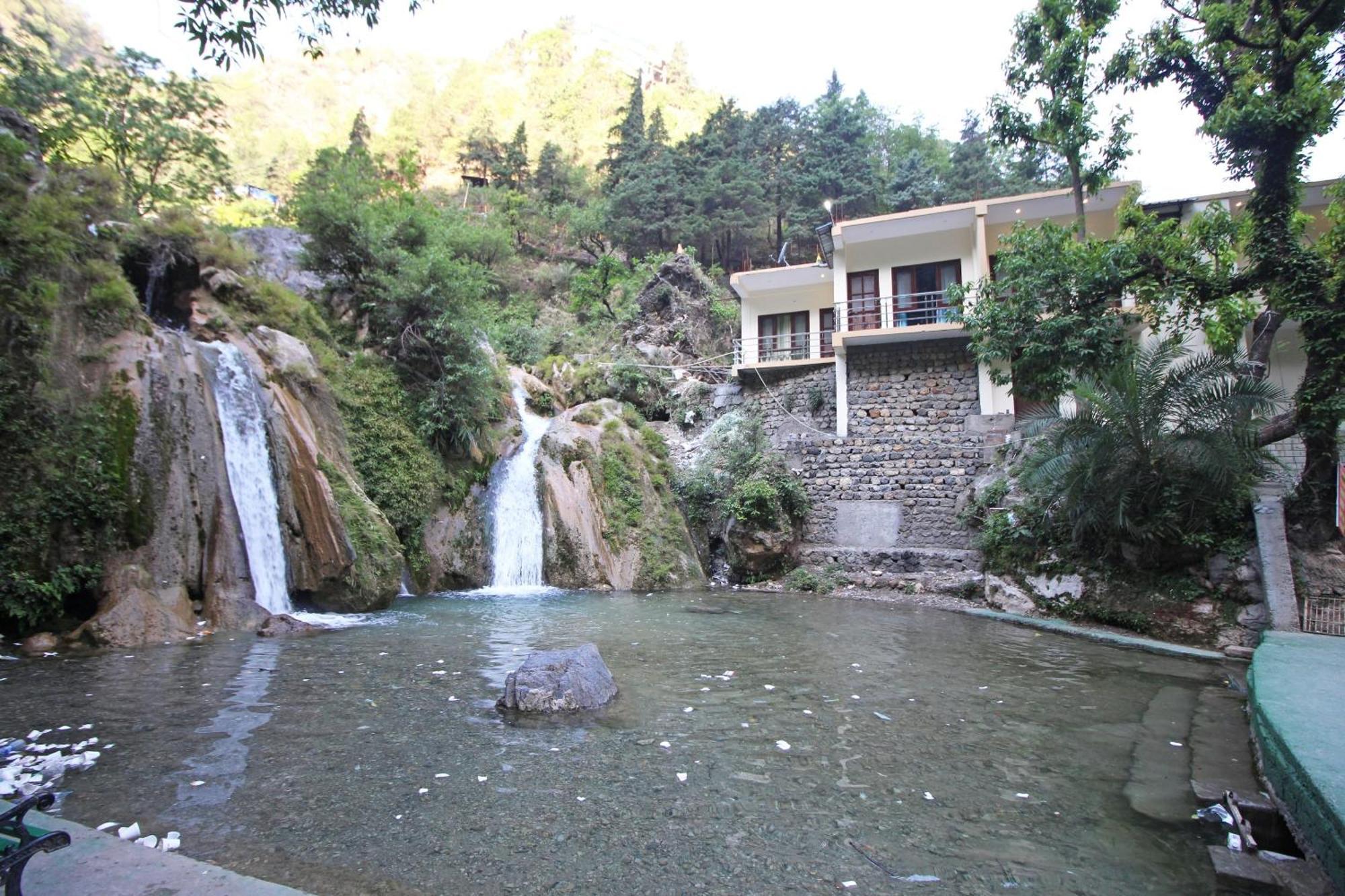 Hotel O Kempty Lake Adventure Resort Mussoorie Exteriér fotografie