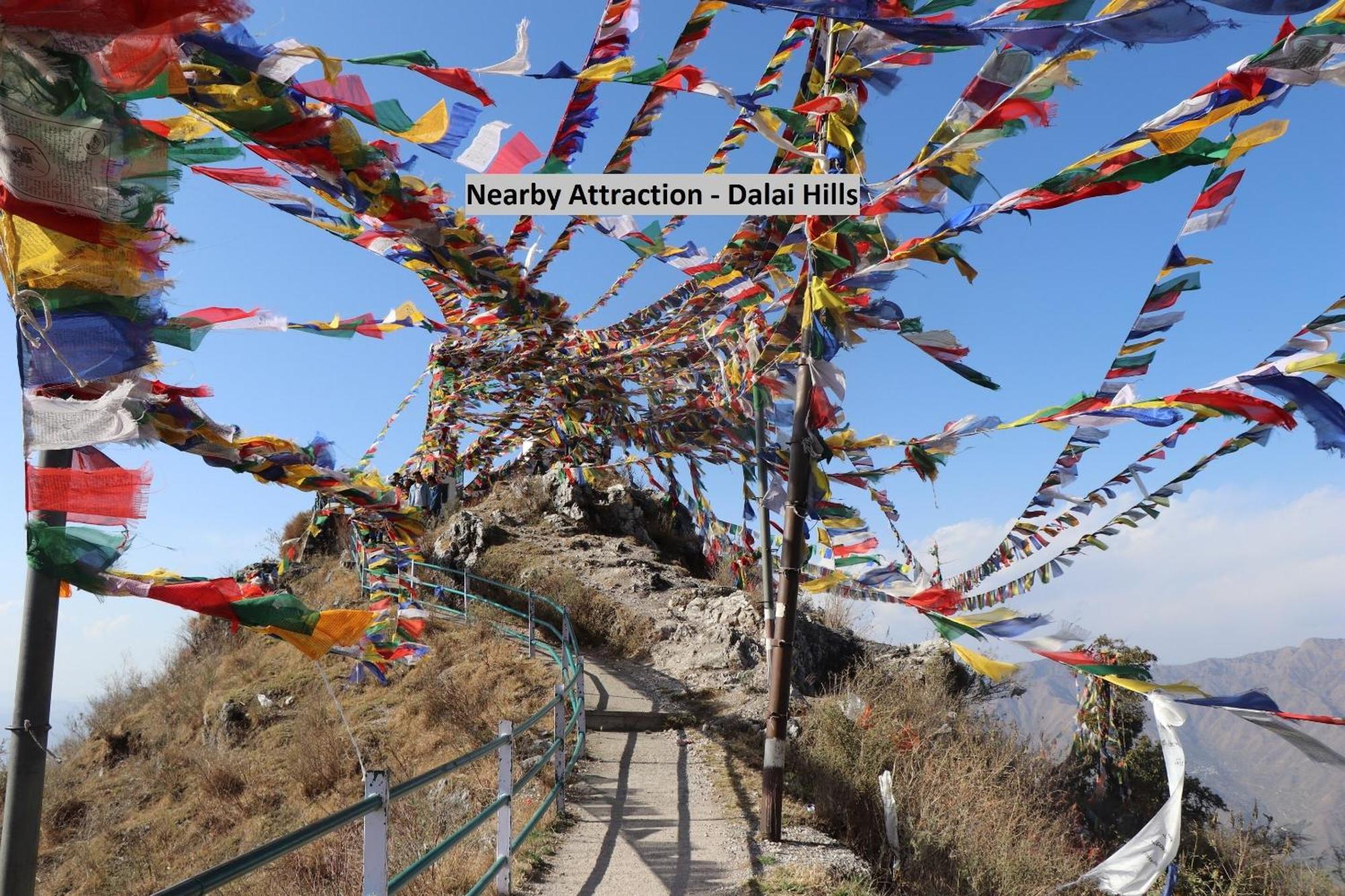 Hotel O Kempty Lake Adventure Resort Mussoorie Exteriér fotografie